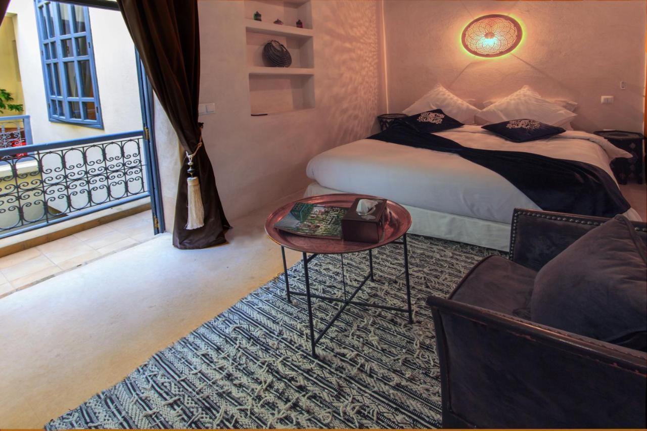 Riad La Porte De L'Oasis Marrakesh Exteriör bild